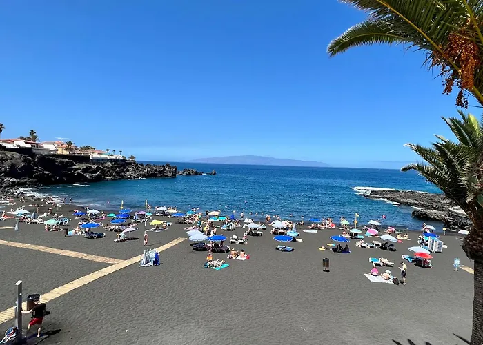 Paradise - Gigantes, Tenerife プエルト・デ・サンティアゴ